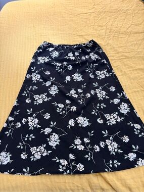 Vintage floral skirt (possibly handmade?)